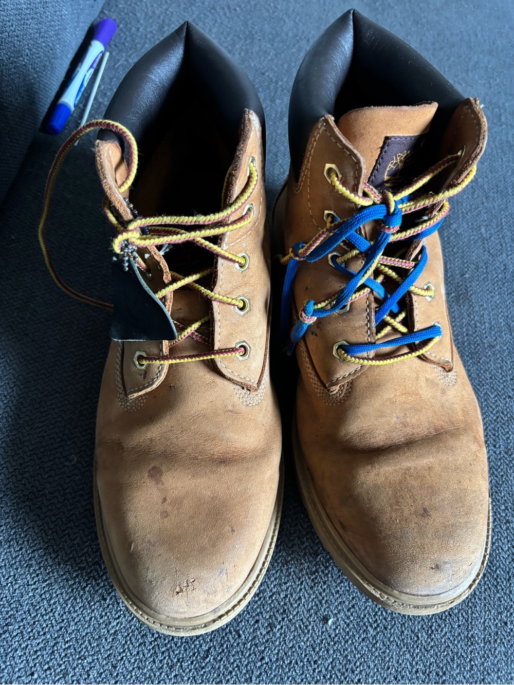 Timberland Junior/Youth 6-Inch Classic Waterproof Wheat Boots Size US 7 / EU 40